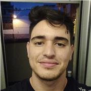 Profesor de castellano, historia, filosofía y psicología básica